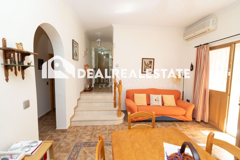 Foto cf1a8383-68de-41d6-8534-cc0fa9a117a1. Maison avec parking dans Burguillos