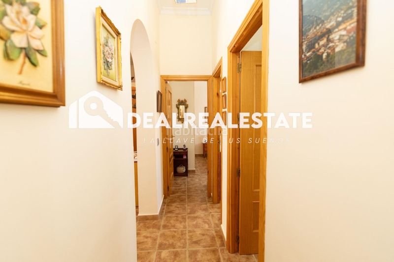 Foto d6def3de-104f-4050-92d4-45c8a415a10d. Maison avec parking dans Burguillos