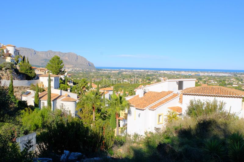 Foto f78f3a89-54d4-4848-a7bd-3a08e7dde7b1. Casa a carrer l'albufera de valencia 10 a Pedreguer