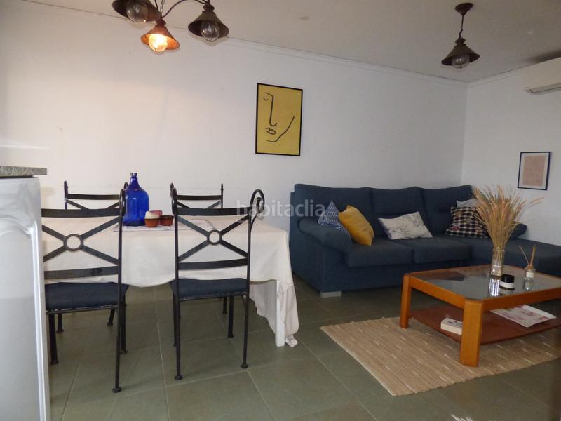 Foto 0c26bf88-ca63-44c3-b937-b8d07789de6a. Reihenhaus in carrer 9 10 in Poblets (els)