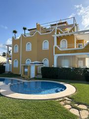 Casa adossada a Carrer 9 10. Adosado playa almadraba els poblets