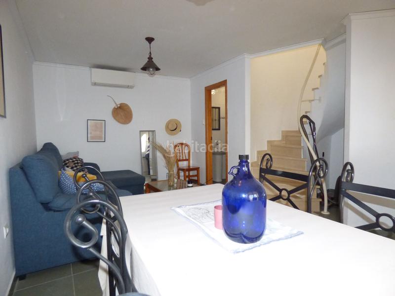 Foto 84ea2d06-b9b3-4ab0-a0b5-d15b29841a6c. Reihenhaus in carrer 9 10 in Poblets (els)