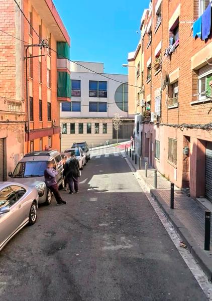 Foto 1a54cbe6-7cdd-48d0-8e5a-cadd27075b53. Business premise in El Raval Santa Coloma de Gramenet