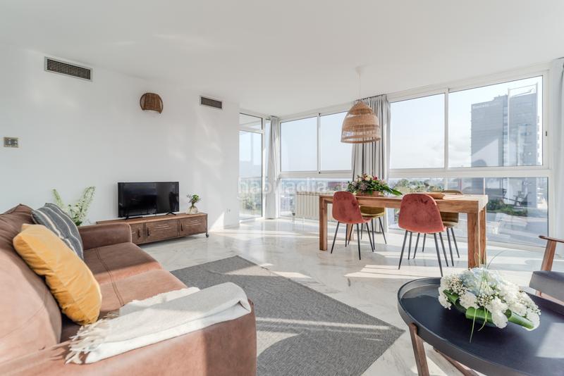 Foto 4526b337-76a5-4780-85d0-a6d540c60313. Apartamento exclusiva propiedad con vistas al mar en passeig garcia faria – en Barcelona