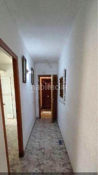 Foto b9dec485-bfc0-4381-830e-1b01f16999b8. Piso en carrer d'en valentí escalas 29 piso en venta en santa coloma — inversión con gran potencial en Santa Coloma de Gramenet