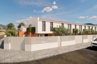 Casa adossada a El Tancat-Mas d´en Gual. ¡descubre tu nuevo hogar en el vendrell!