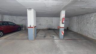 Aparcament cotxe a Centre. Vendo parking en la rambla del vendrell