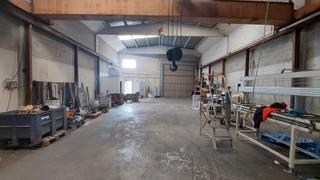 Nau industrial a Carrer lleida 2. ¡oportunidad única en el polígono dels arquets de sant jaume del
