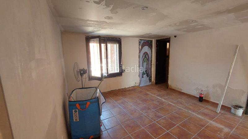 Foto cba54e02-880d-4d5d-bb1c-bd3603fc9e7a. Casa adossada a Albinyana