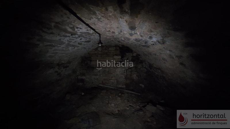 Foto a1b7a772-281e-493b-a0b3-ba0ab8ade95a. Maison jumelée dans nou 2 dans Passanant