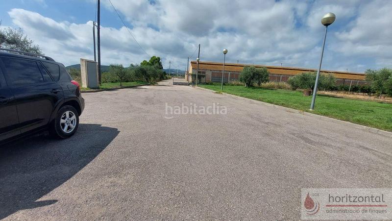 Foto 2c09b323-b6cf-4cf3-a64b-91cf77d9c88d. Local comercial a Bisbal del Penedès (La)