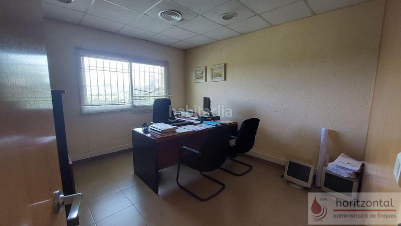 Foto a9eaa937-3bf8-4676-8d0c-36e1a260761c. Local comercial a Bisbal del Penedès (La)