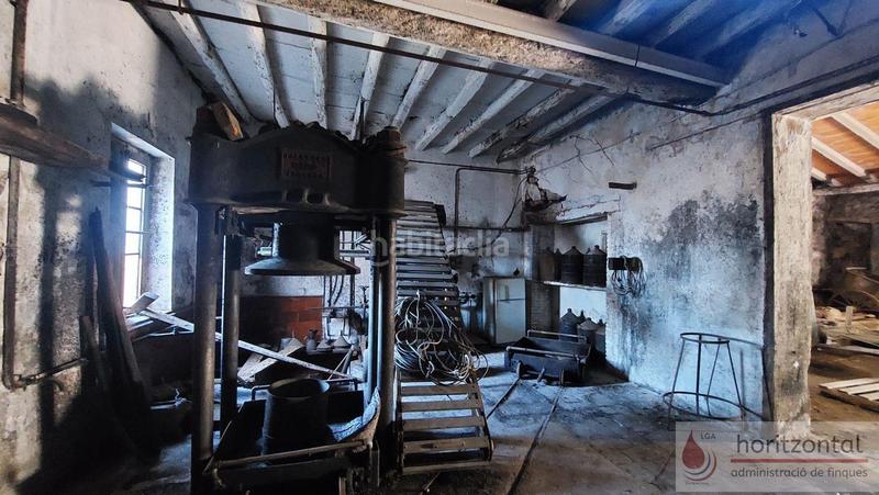 Foto ead418d1-3126-4e89-81b5-841e2ef26797. Maison jumelée avec parking dans Masllorenç