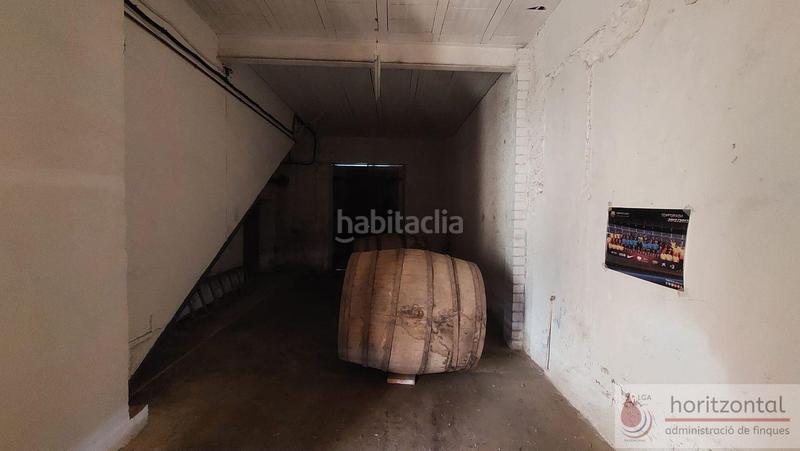 Foto f1f4fdf8-9c40-4124-9a72-8e68ccadc9bd. Maison jumelée avec parking dans Masllorenç