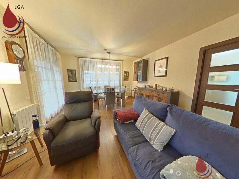 Foto 1e3d0f48-66f5-48b4-b8ae-59a673f8043b. Maison avec chauffage parking dans Nucli Antic Cunit