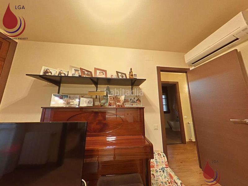 Foto 3fecaa23-d22a-4e06-a740-f33b34406a25. Maison avec chauffage parking dans Nucli Antic Cunit