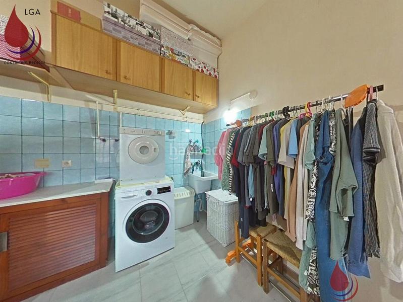 Foto 4a7d820f-b9b8-4311-9153-c076c2a5e2f2. Maison avec chauffage parking dans Nucli Antic Cunit