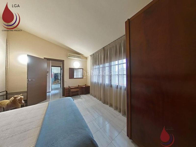 Foto 704e4e53-4d43-403c-bd29-f6bd72ce292d. Maison avec chauffage parking dans Nucli Antic Cunit