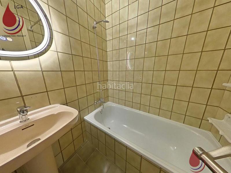 Foto 189773f9-edb9-46c6-bb6f-878729aa8afe. Maison avec chauffage parking dans Nucli Antic Cunit