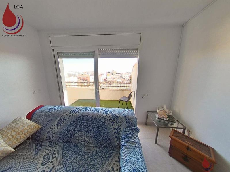 Foto 7e90c6ac-418d-4e02-a5ff-fa99f695968b. Pis amb piscina a Calafell platja Calafell