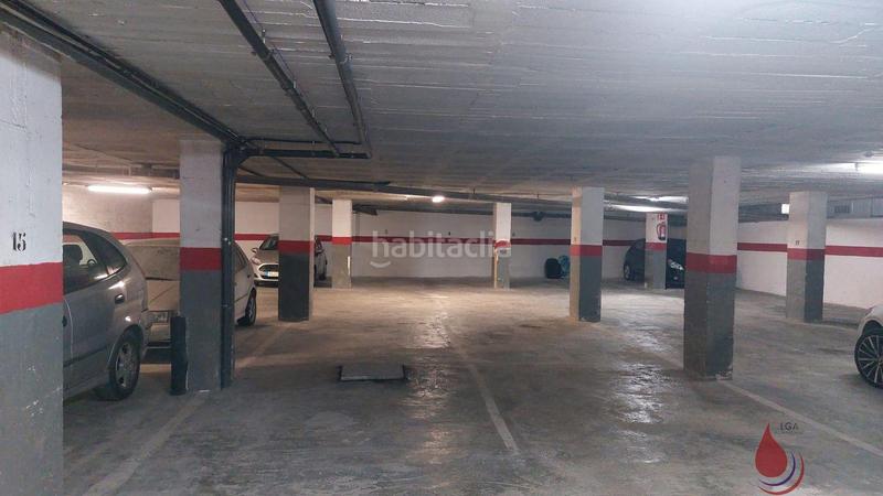 Foto 7e36e9a9-8562-40a9-81f7-281203966857. Parking voiture dans del tomovi 20 dans Centre Vendrell (El)