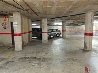 Aparcament cotxe a Transversal 21