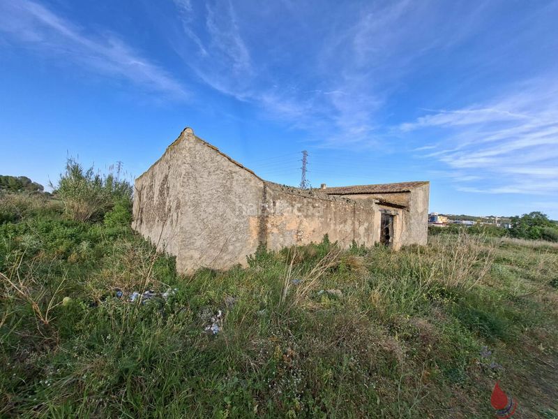 Foto eaff99f3-a941-4d7c-928c-fc4716be6f4b. Terreny residencial a Centre Vendrell (El)