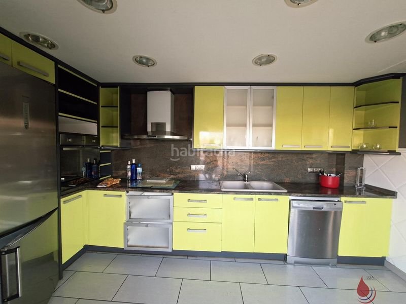 Foto 13e2dfff-383c-498d-80eb-327dbf0638f0. Àtic a barceloneta alta 26 a Centre Vendrell (El)