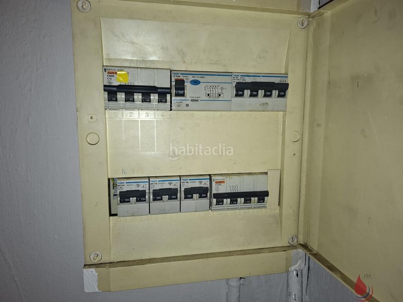 Foto 6dab2181-5c5f-451f-adbd-bc90e6100439. Local comercial a roquetes 49 a El Tancat-Mas d´en Gual Vendrell (El)