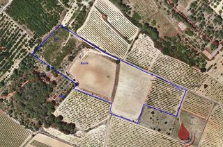 Terreno residenziale in Torrelles. Puigpelatterreno