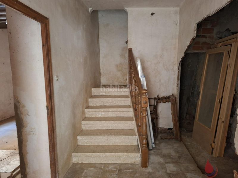 Foto 319fac4c-5570-4c6a-bfe9-5600a7162660. Casa amb aparcament a Puigpelat