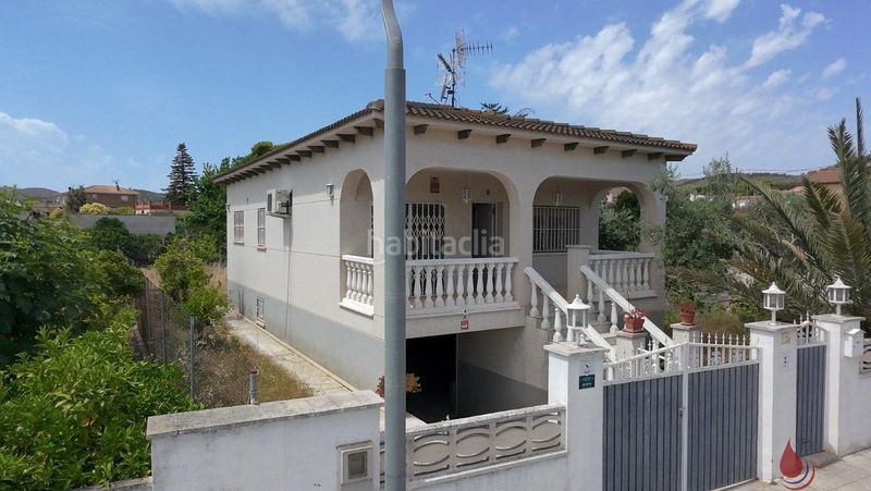 Foto 8d86184b-2fee-4999-aa63-7cc0723889eb. Chalet en barcelona 2 chalet en Albinyana