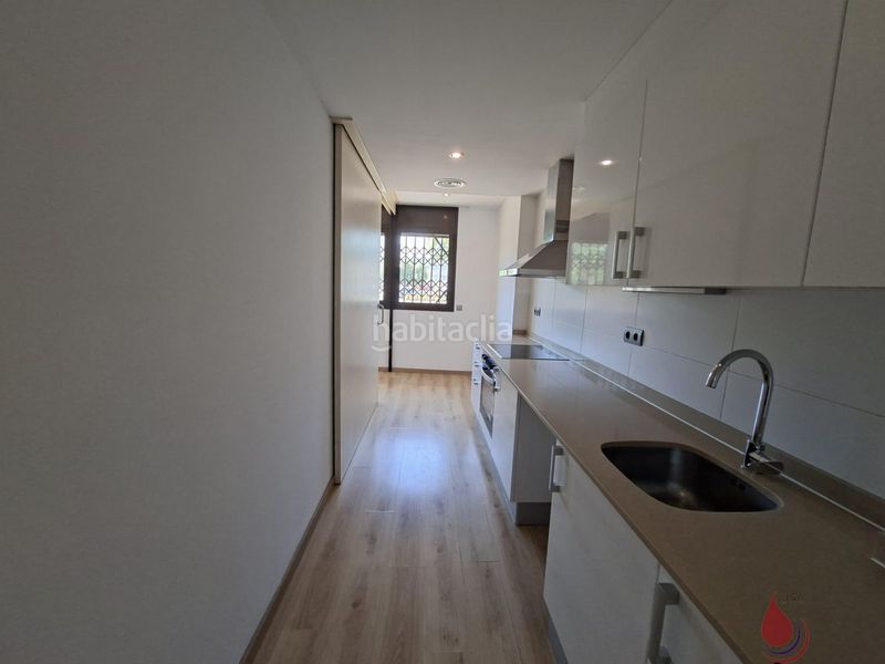 Foto f562af4b-2e44-4be6-bab0-315afd961798. Flat with parking in Centre Vendrell (El)