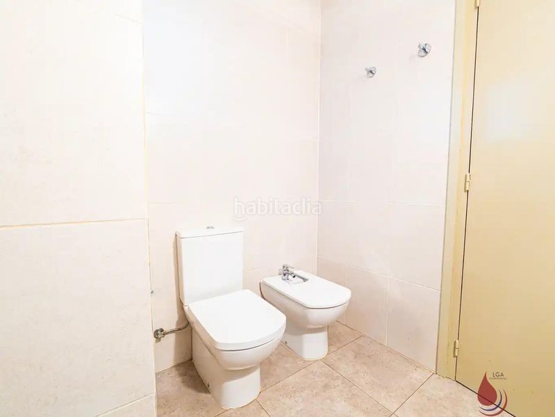 Foto ec7b79a3-eb37-4f76-a873-e9bd0daac90d. Casa en andreu lleonart 6 el vendrellcasa en Arboç (L´)