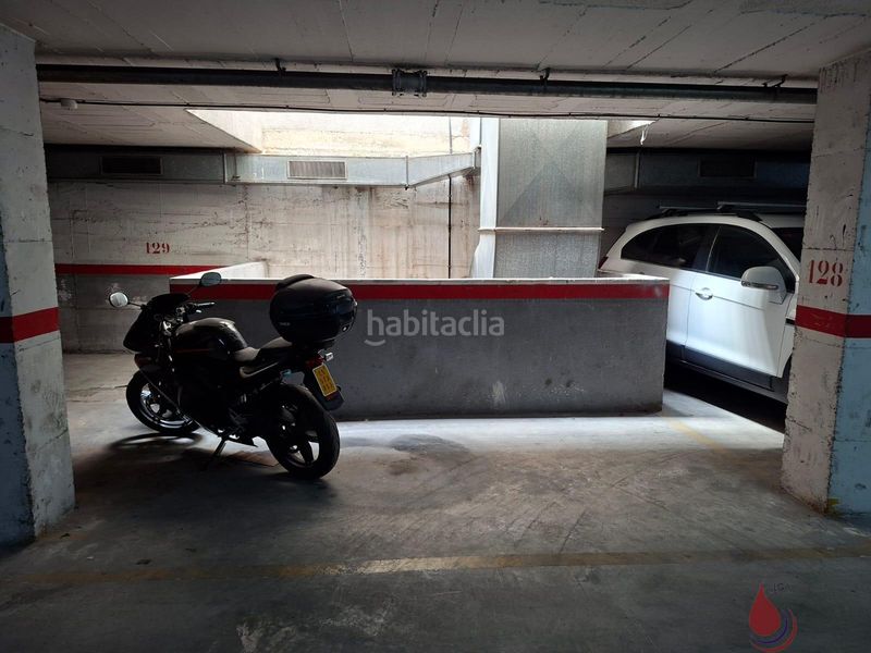Foto ec8edce4-981e-4c13-945d-4a881cb2a042. Posto auto in valls 84 in Centre Vendrell (El)