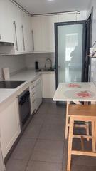 Pis a Centre. tu nuevo hogar espera! amplio piso de 3 habitaciones en excelen