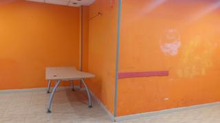 Rent Business premise in El Tancat-Mas d´en Gual. Amplio local comercial en el centro del tancat