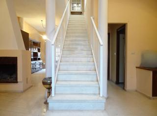 Zweistöckige Wohnung in Barrio de la Concepción. Dúplex en barrio de la concepción subida al castillo