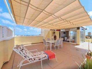 Penthouse en Islas Menores-Mar de Cristal. tico luminoso con terraza y piscina en mar de cristal
