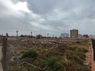 Wohngrundstück in Playa del Galán. Oportunidad parcela urbanizable en el km 7 de la manga del mar m