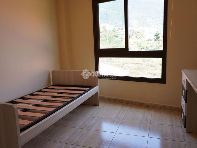 Foto 23815a8f-1066-4c90-a405-f4b6b8a04057. Pis a Los Realejos pueblo Realejos (Los)