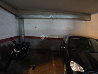 Autoparkplatz in Zona Botánico. Boxplaza de garaje en venta en puerto de la cruz