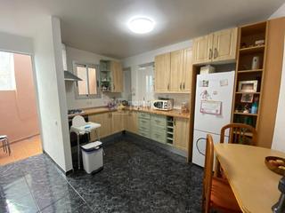 Casa aparellada  Calle romen. Casa en venta en puerto de la cruz