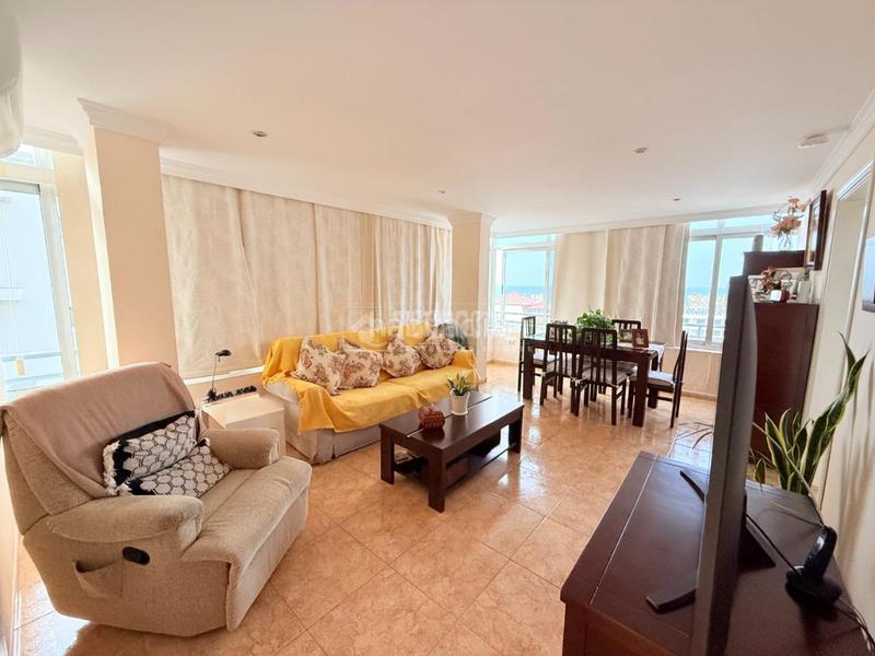 Foto e5b2be46-539f-4acb-af15-66eaa96524c8. Pis a Zona Martiánez Puerto de la Cruz