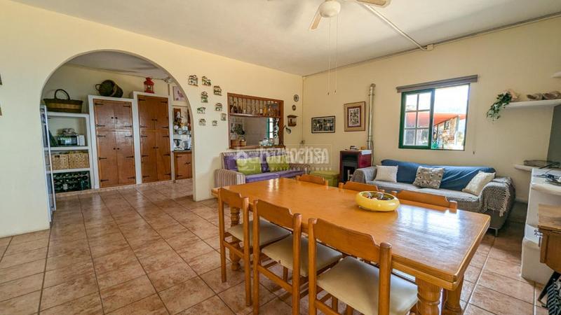 Foto 043c1756-f0c4-4815-971f-0a529134f4fd. Maison avec parking dans Los Realejos pueblo Realejos (Los)