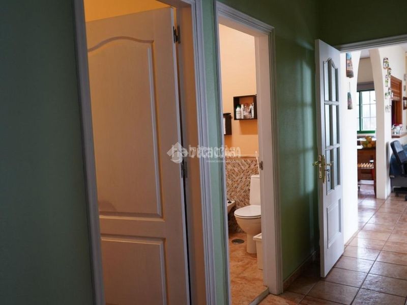 Foto 1bd513eb-7eac-4adc-a458-49bce0688ca4. Casa amb aparcament a Los Realejos pueblo Realejos (Los)