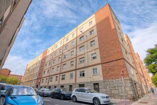 Etagenwohnung in Garrido Norte. Piso en venta en salamanca
