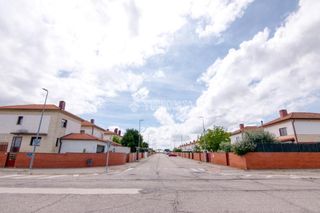 Casa in Castellanos de Moriscos. Casa en venta en castellanos de moriscos