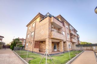 Etagenwohnung in Villamayor. Piso en venta en villamayor