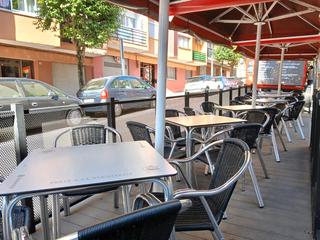 Trasps Local Comercial a Estaci del Nord. Bar - restaurante - rostisseria en traspaso